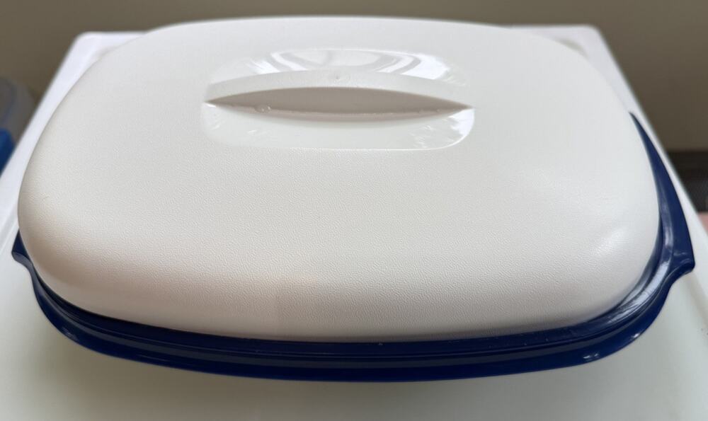 Tupperware 6 Cup Food Steamer 3 Piece Set Blue and White 1273-3
